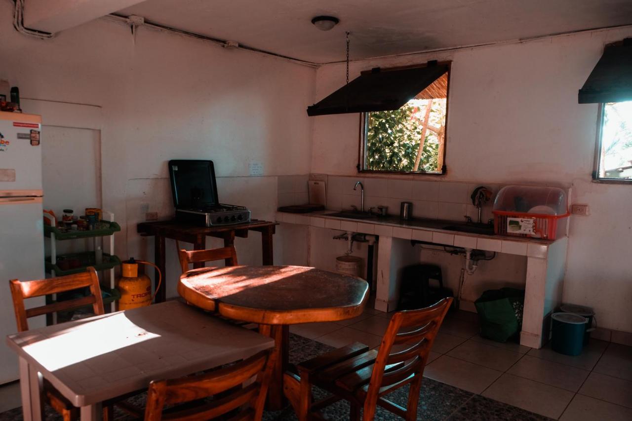 Bed and Breakfast El Marabu Chill'N Surf Aposentillo Екстер'єр фото