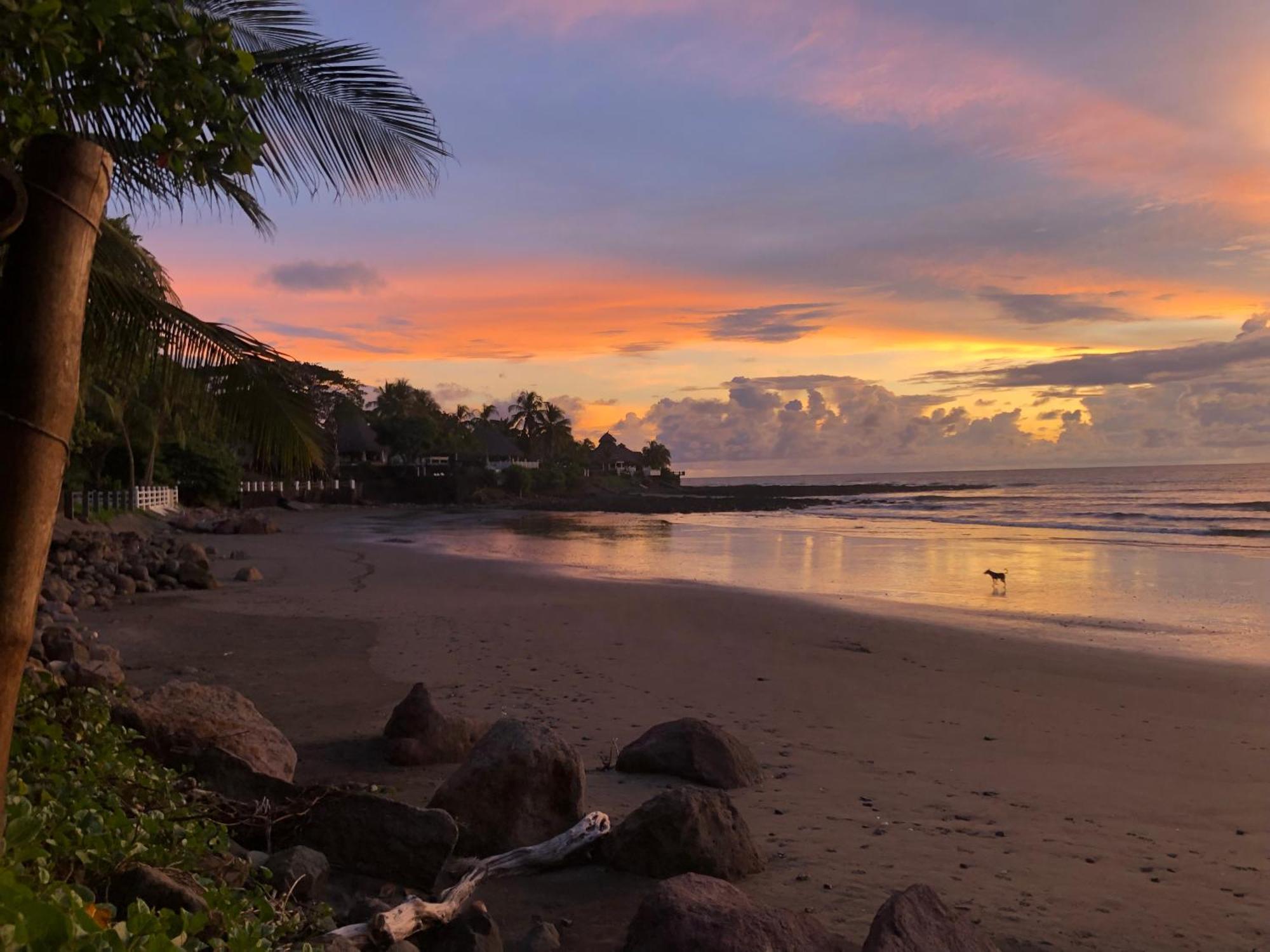 Bed and Breakfast El Marabu Chill'N Surf Aposentillo Екстер'єр фото